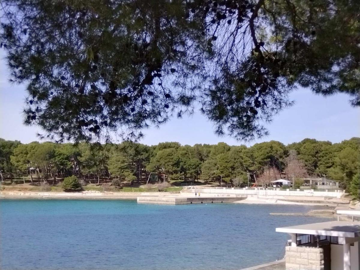 Apartman Lema Pula Bagian luar foto