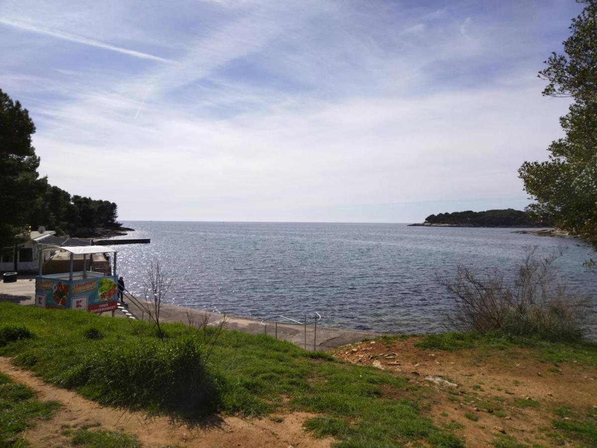 Apartman Lema Pula Bagian luar foto